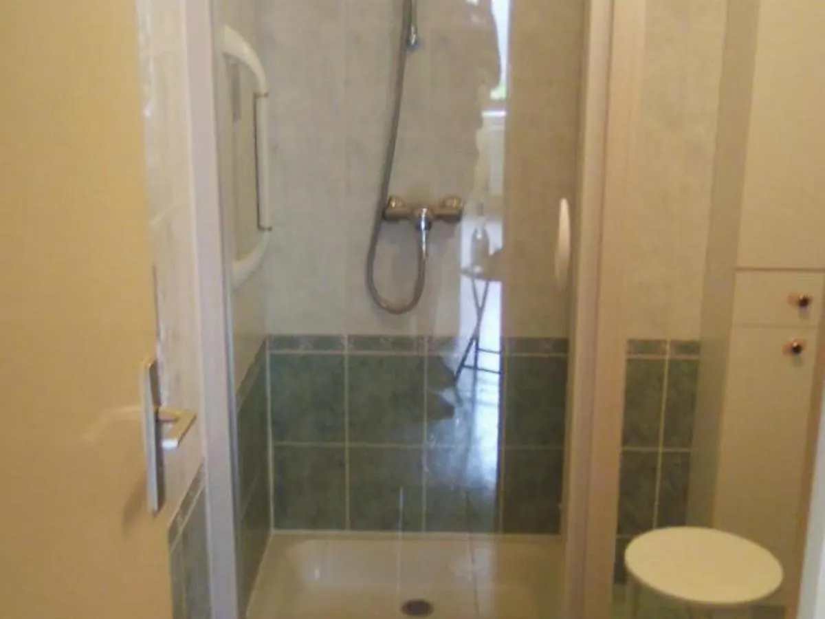 Holiday home Gite Chaleureux Avec Jardin, Proche De Salers, Activites Nature Et Sports D'Hiver, Wi-Fi Inclus - Fr-1-742-372 Drugeac